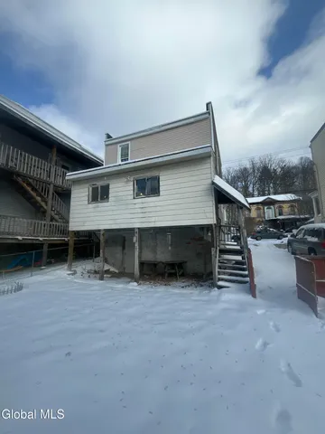 $89,999 | 77 Grove Street, Amsterdam, NY 12010