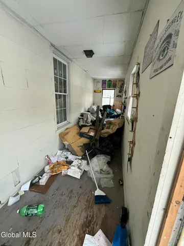 $89,999 | 77 Grove Street, Amsterdam, NY 12010