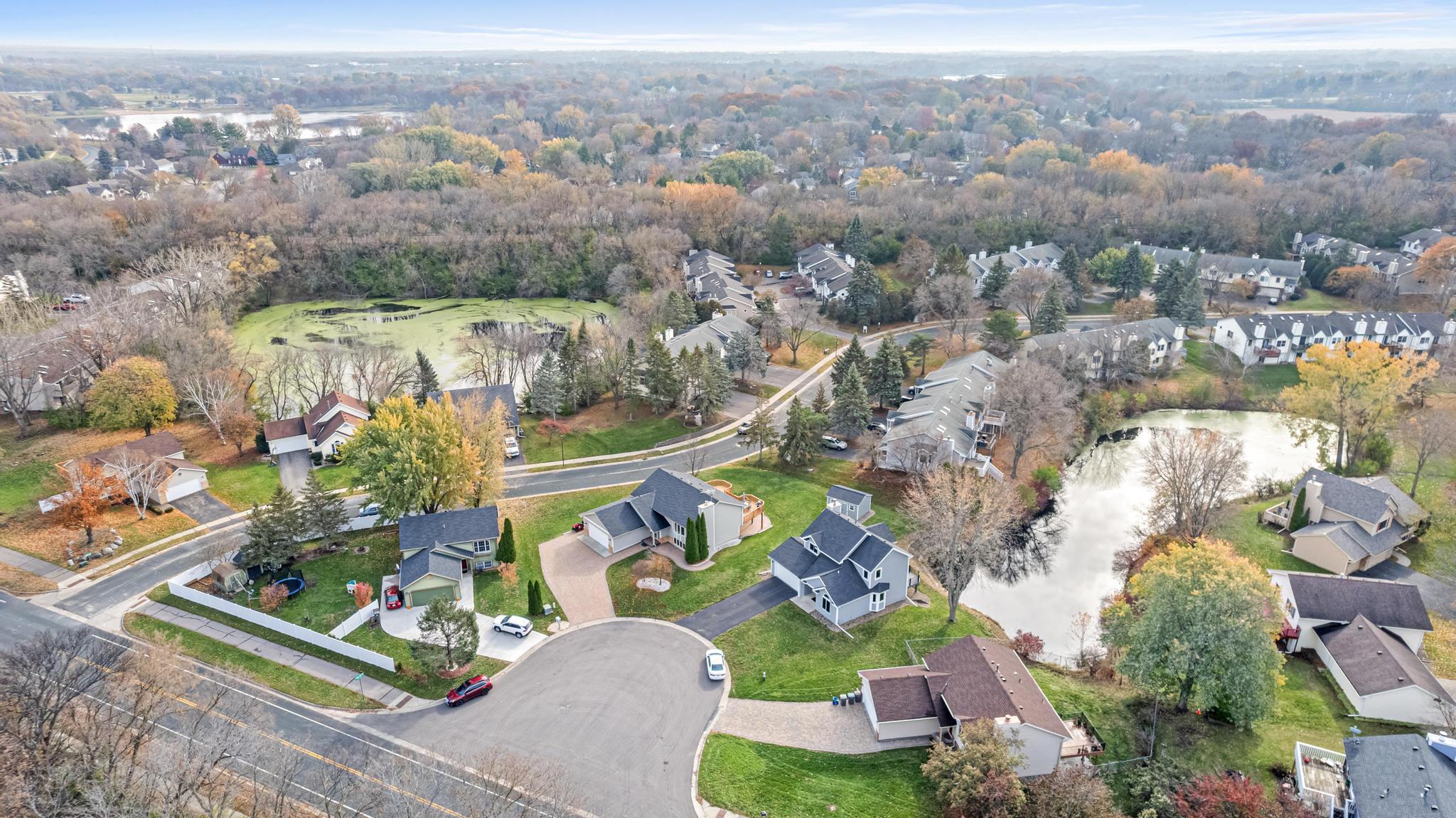 17807 Valley View Road Eden Prairie, MN 55346 - Photo 32 of 34