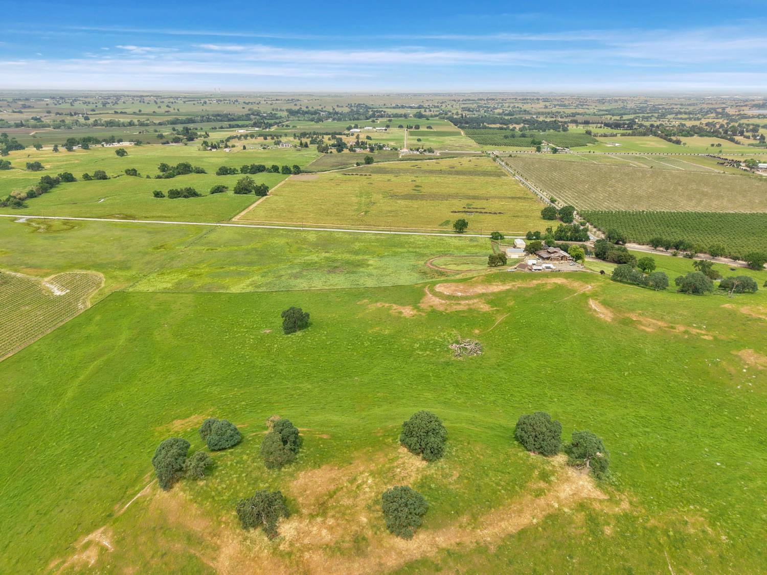 22601 North Johnson Road Clements, CA 95227 - Photo 7 of 39 a view of an ocean view and city