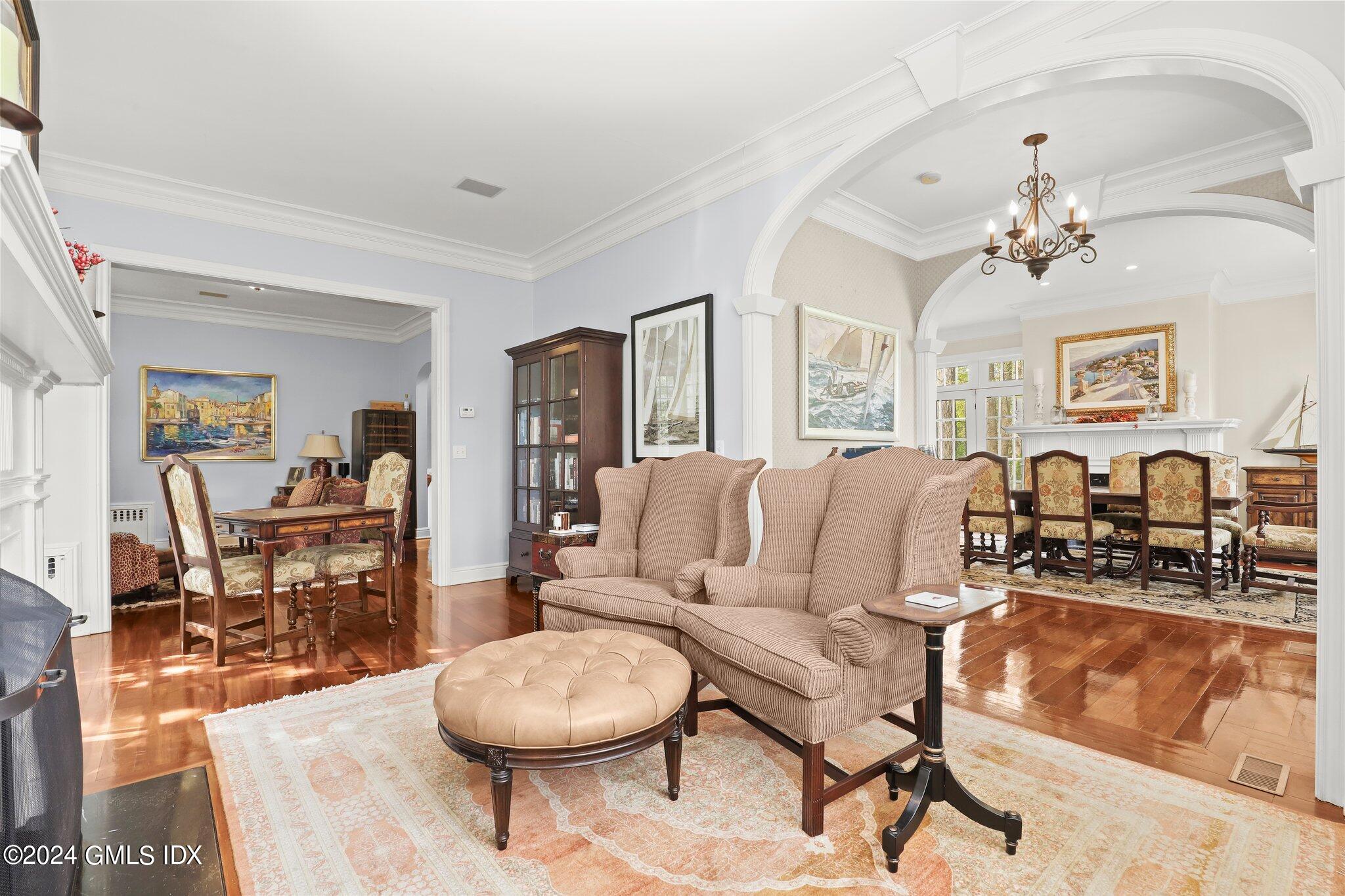 25 Field Road Riverside, CT 06878 - Photo 18 of 34 a living room with furniture and wooden floor