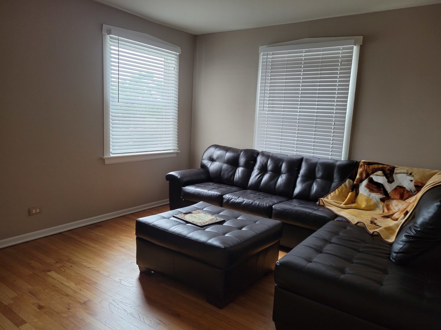 29 East Burlington Street, Unit 2 Riverside, IL 60546 - Photo 5 of 11