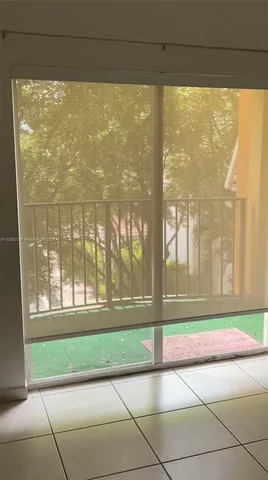 $365,000 | 7200 Northwest 114th Avenue, Unit 305, Doral, FL 33178