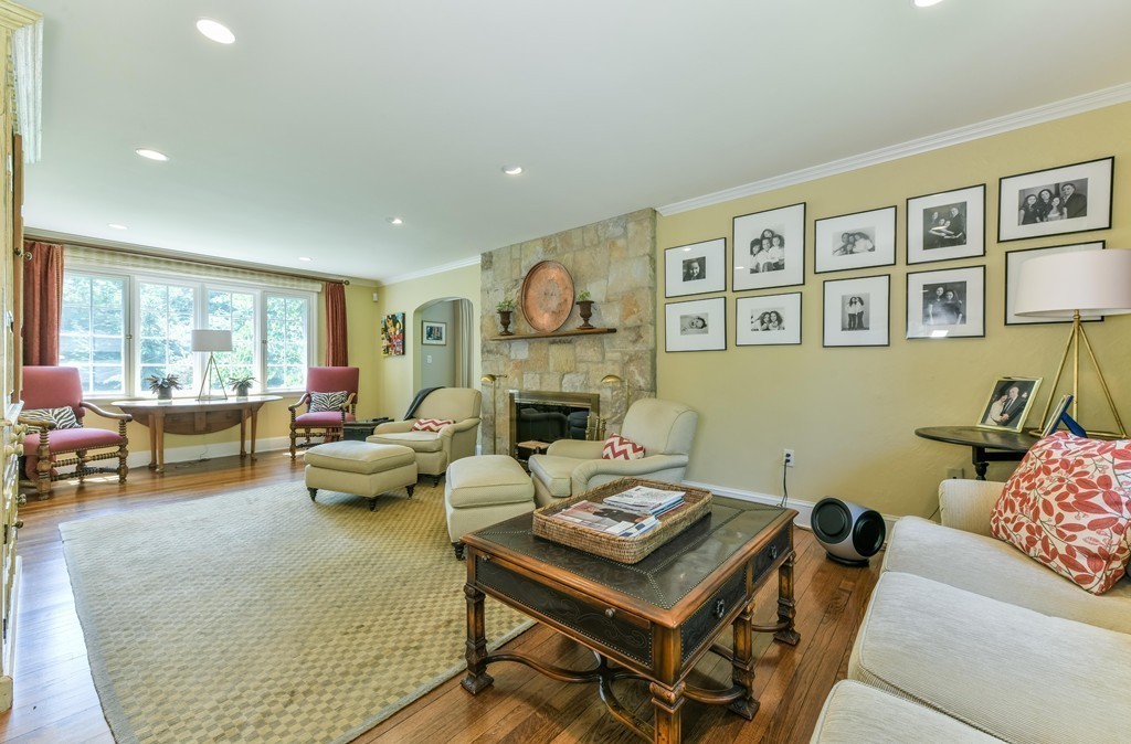 17 Croftdale Road Newton, MA 02459 - Photo 14 of 28