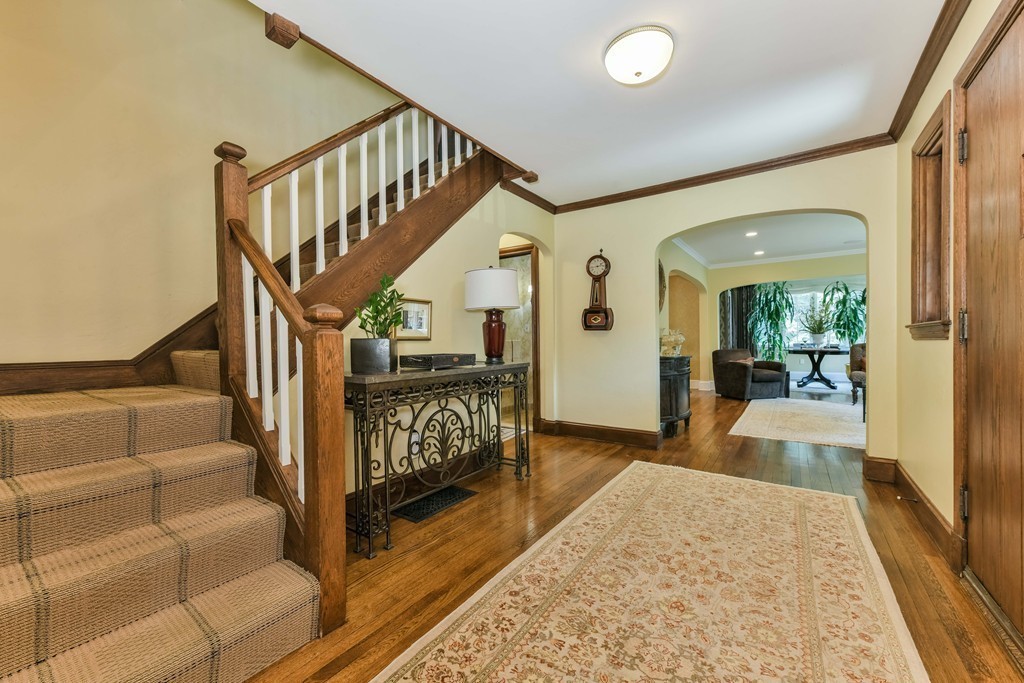 17 Croftdale Road Newton, MA 02459 - Photo 5 of 28