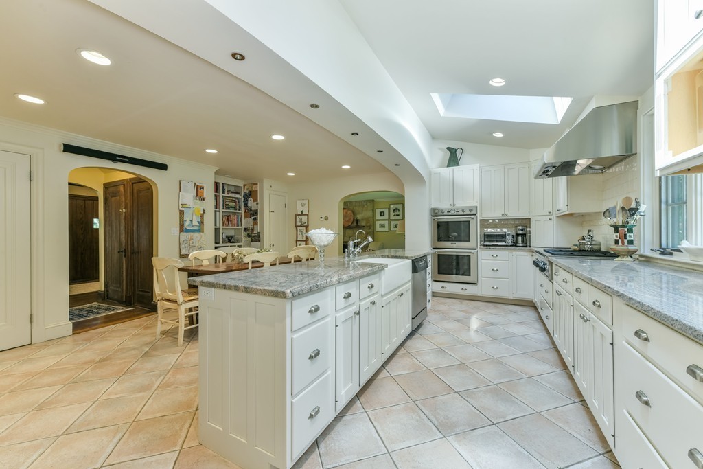 17 Croftdale Road Newton, MA 02459 - Photo 10 of 28