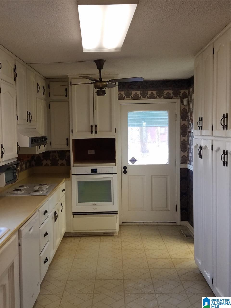 500 Lake Street Springville, AL 35146 - Photo 13 of 31