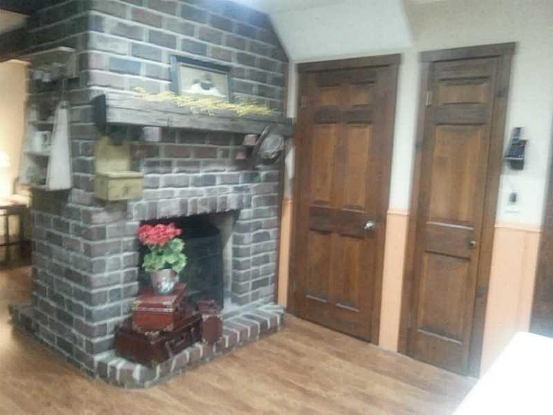 299 Red Mill Road Kittanning, PA 16201 - Photo 10 of 21 Kitchen.