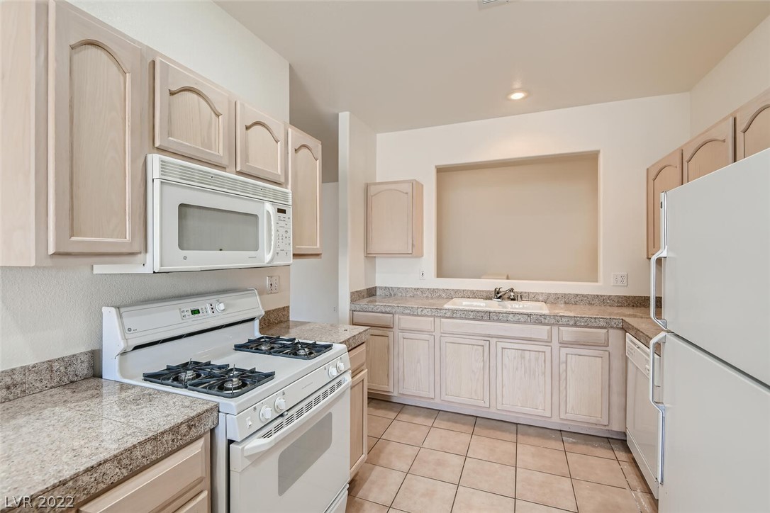 2050 West Warm Springs Road, Unit 4024 Henderson, NV 89014 - Photo 10 of 17