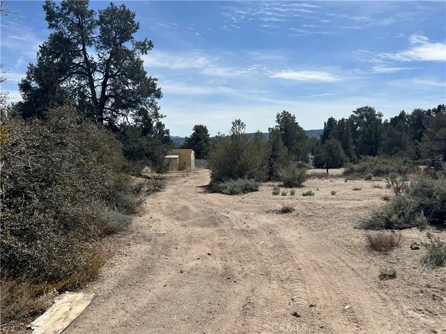$14,999 | 0 East Windy Trail, Frazier Park, CA 93225