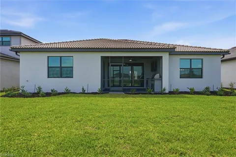 $669,777 | 19712 Fox Grove Drive, Estero, FL 33928