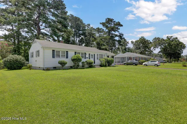 $212,000 | 412 Seminole Trail, Jacksonville, NC 28540