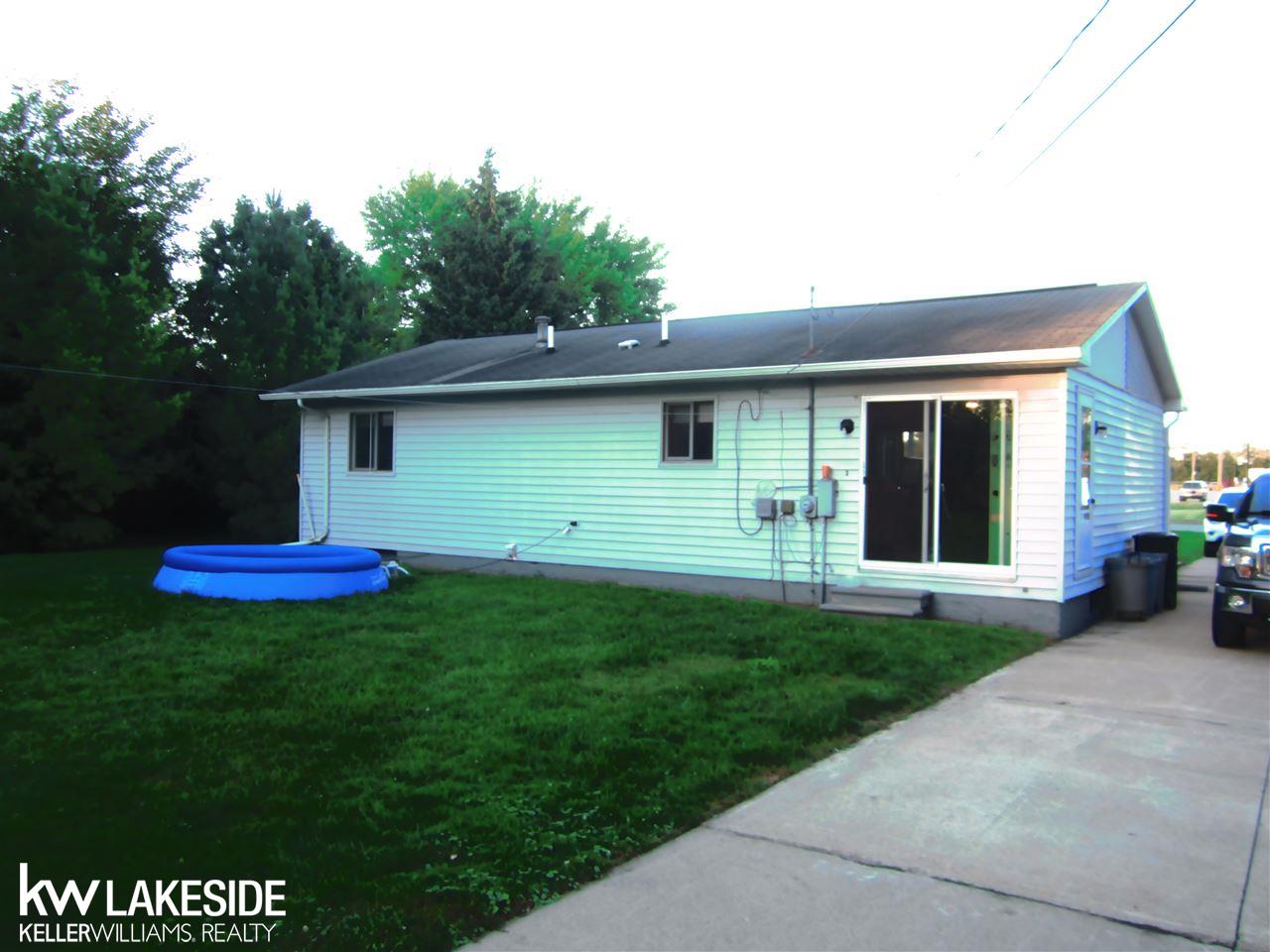 4670 Howland Road Almont, MI 48003 - Photo 2 of 24 31326475-1.JPG