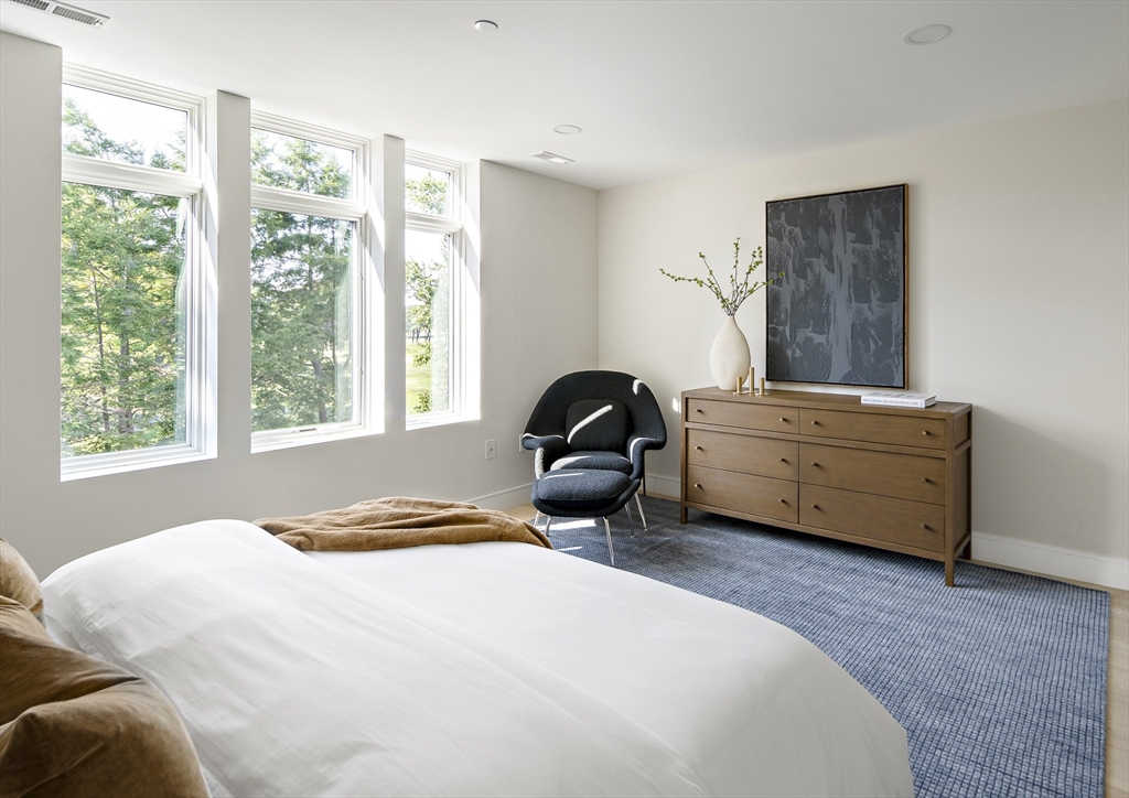 20 Kinmonth Road, Unit 308 Newton, MA 02468 - Photo 12 of 26