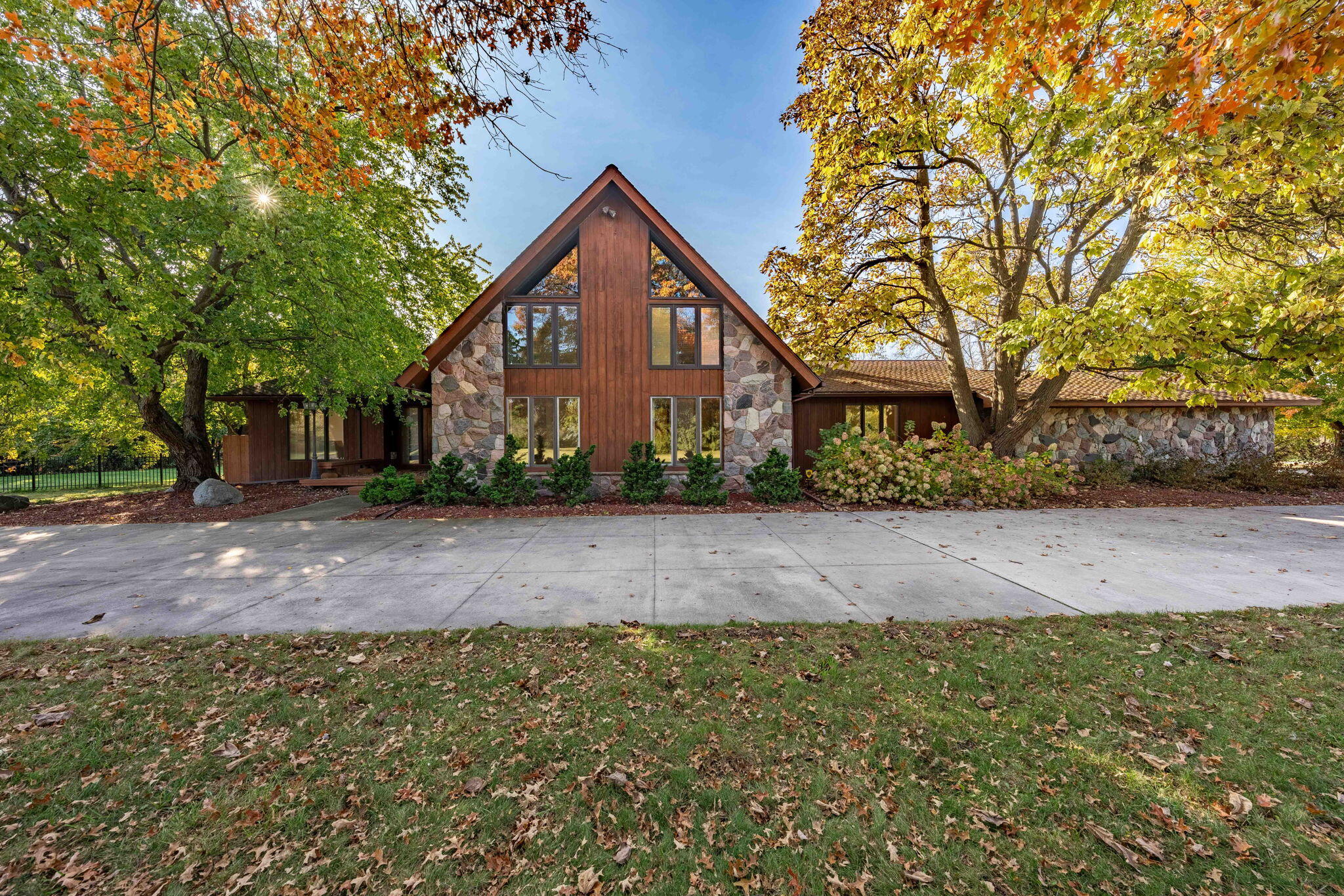 3839 Napier Road Plymouth, MI 48170 - Photo 1 of 60 1