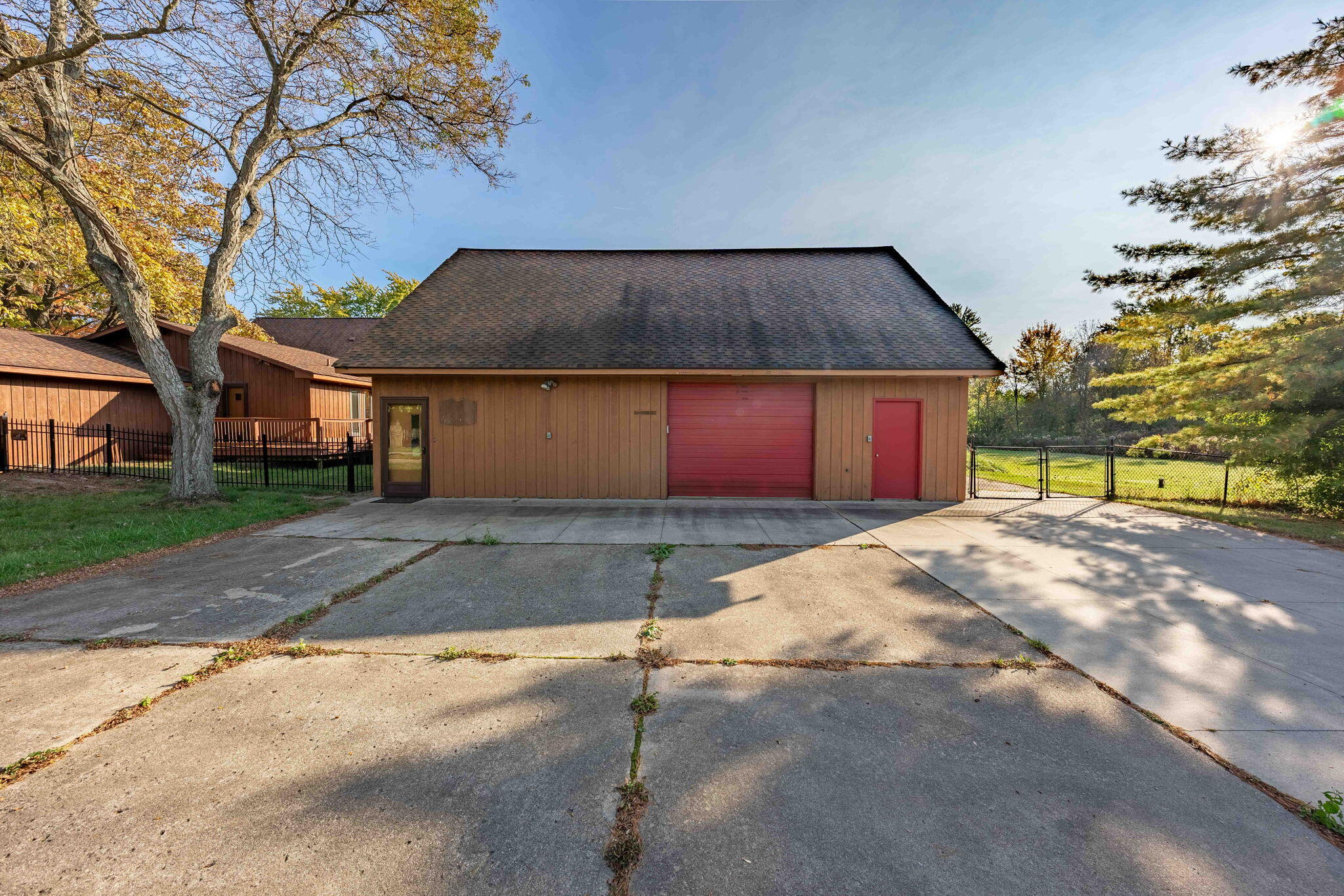 3839 Napier Road Plymouth, MI 48170 - Photo 41 of 60 44