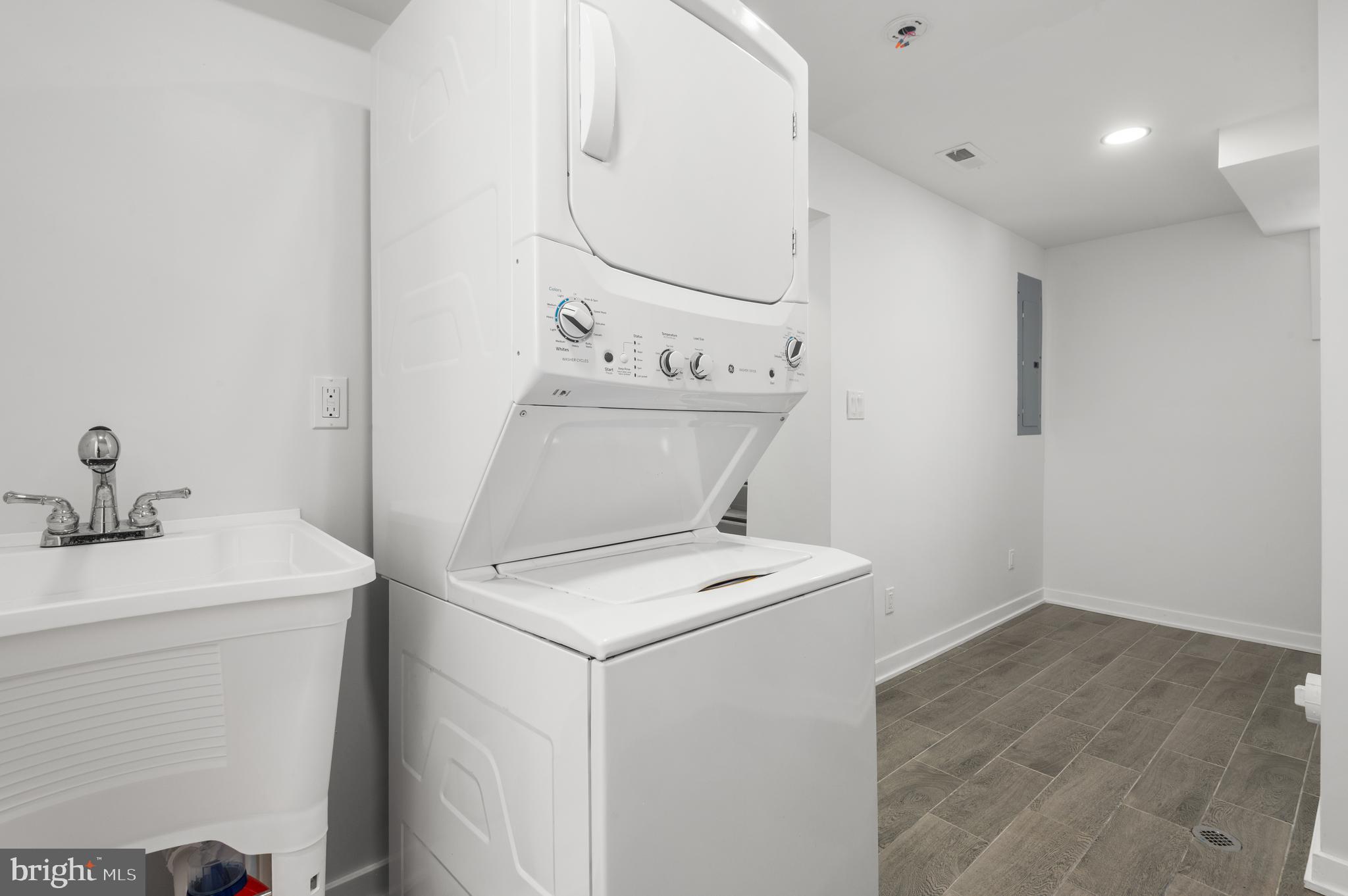 549 Austin Drive Fairless Hills, PA 19030 - Photo 24 of 26 Gallery Image 24