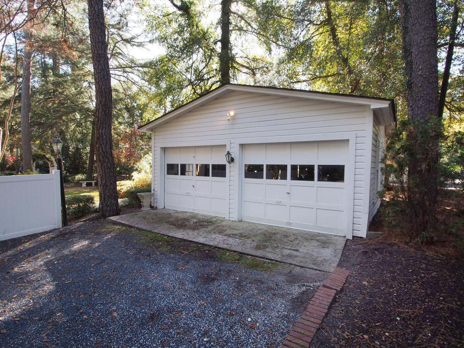 75 Cherokee Road Pinehurst, NC 28374 - Photo 17 of 77 garage3