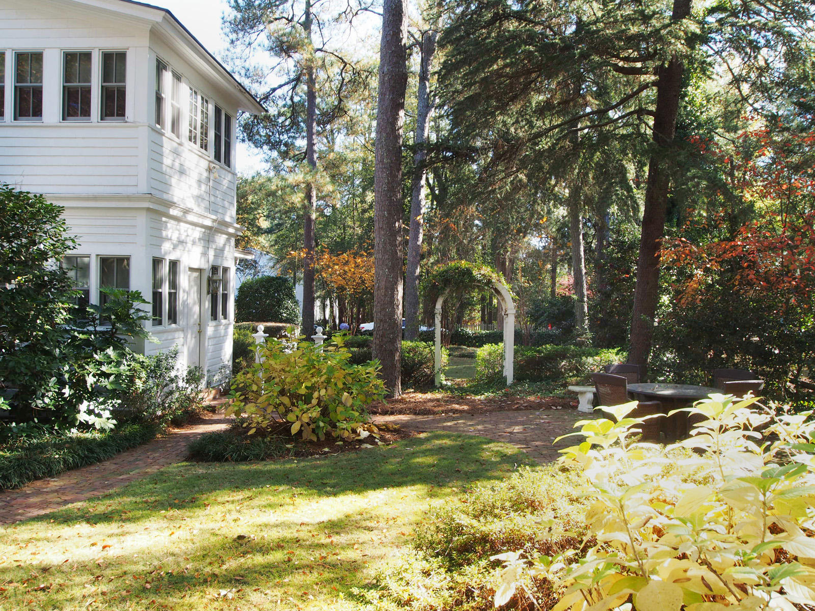 75 Cherokee Road Pinehurst, NC 28374 - Photo 27 of 77 yard8