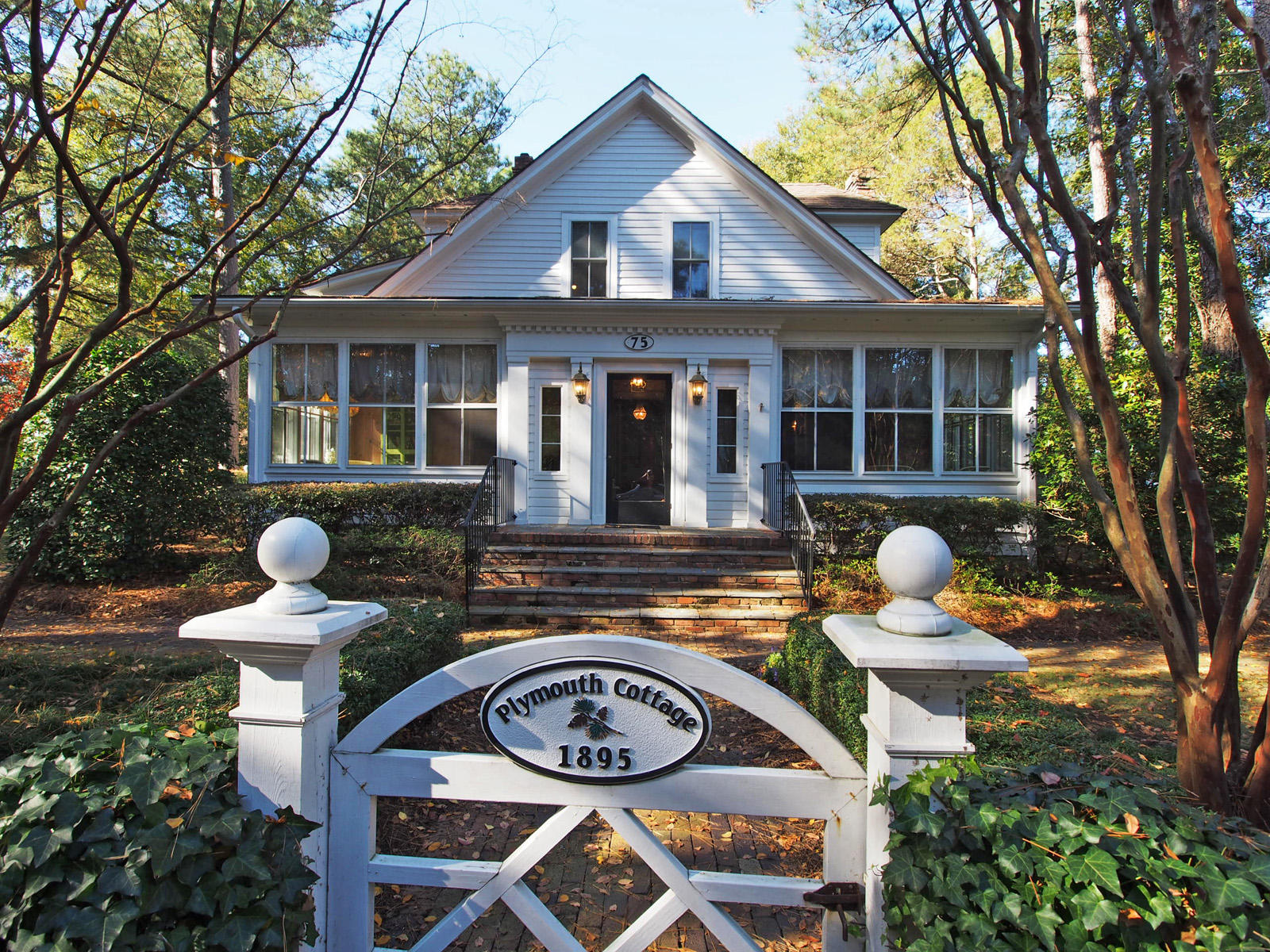 75 Cherokee Road Pinehurst, NC 28374 - Photo 8 of 77 entry3