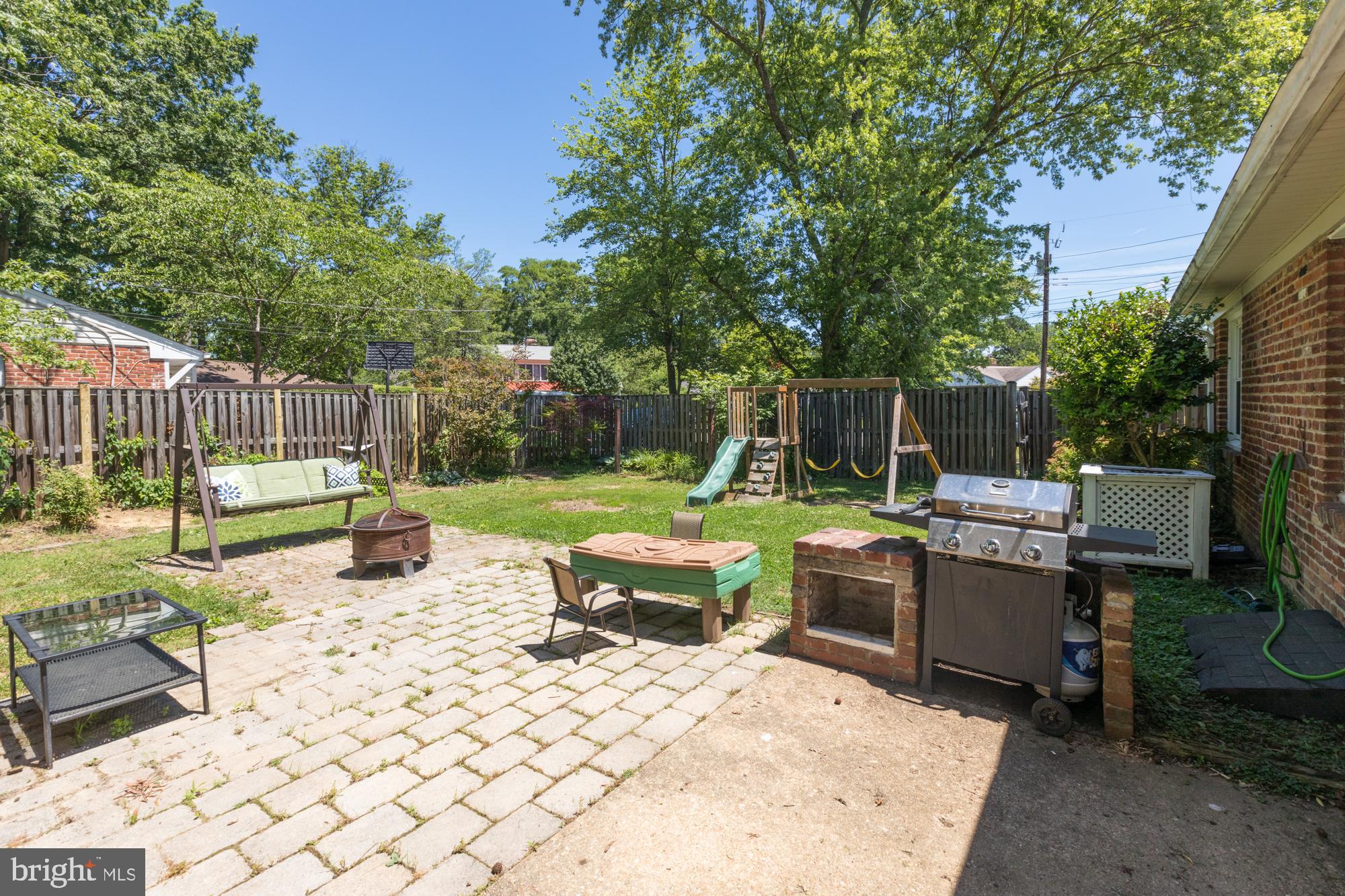1700 Shenandoah Road Alexandria, VA 22308 - Photo 28 of 33