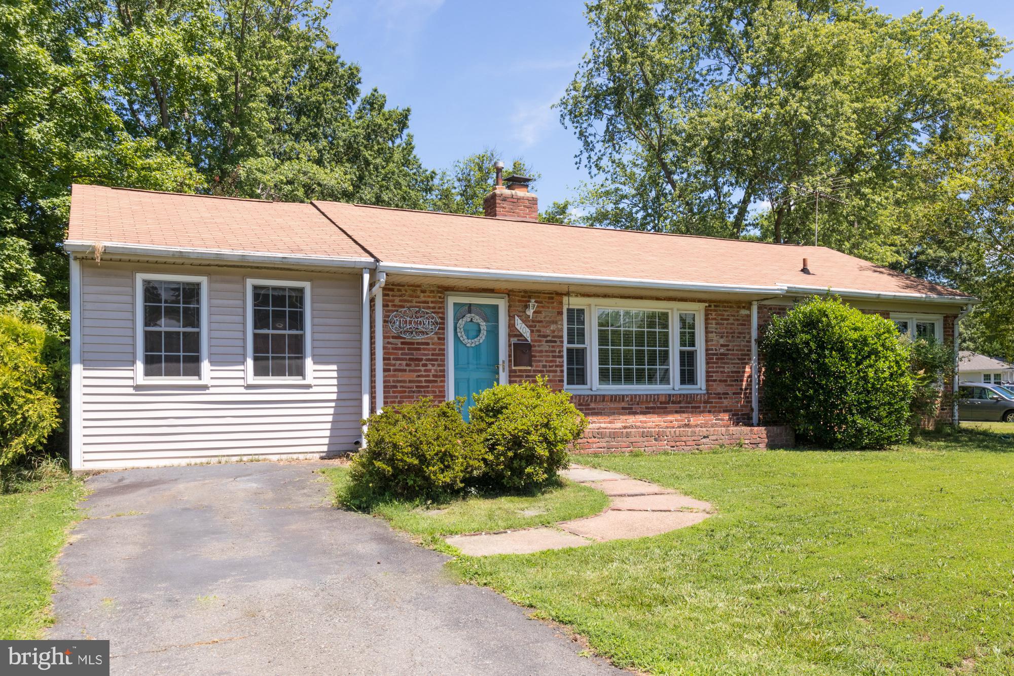 1700 Shenandoah Road Alexandria, VA 22308 - Photo 4 of 33