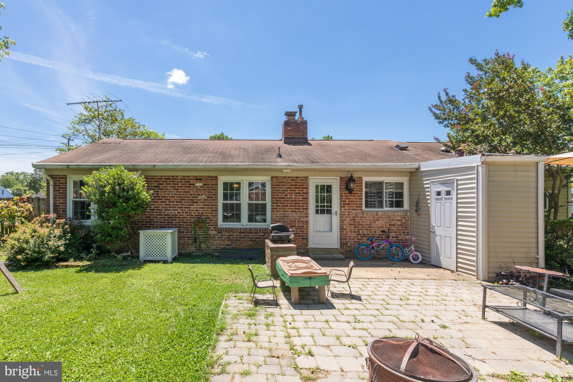 1700 Shenandoah Road Alexandria, VA 22308 - Photo 31 of 33