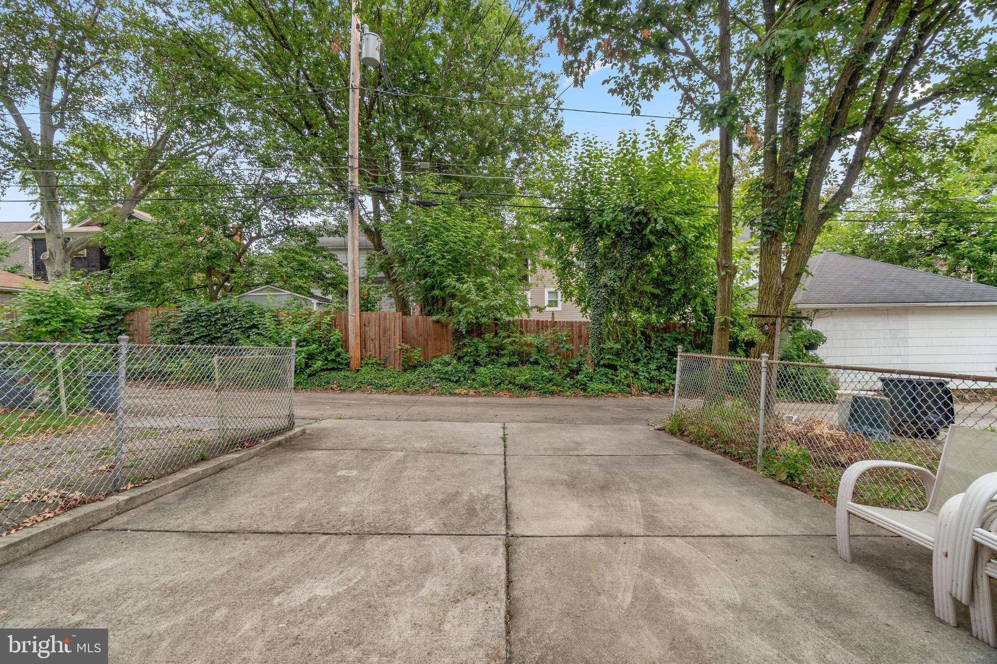 227 Westowne Road Baltimore, MD 21229 - Photo 18 of 18 Rear Parking Pad
