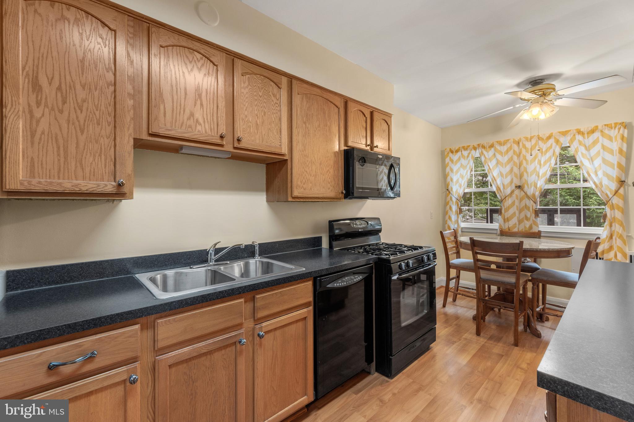 227 Westowne Road Baltimore, MD 21229 - Photo 6 of 18 Kitchen