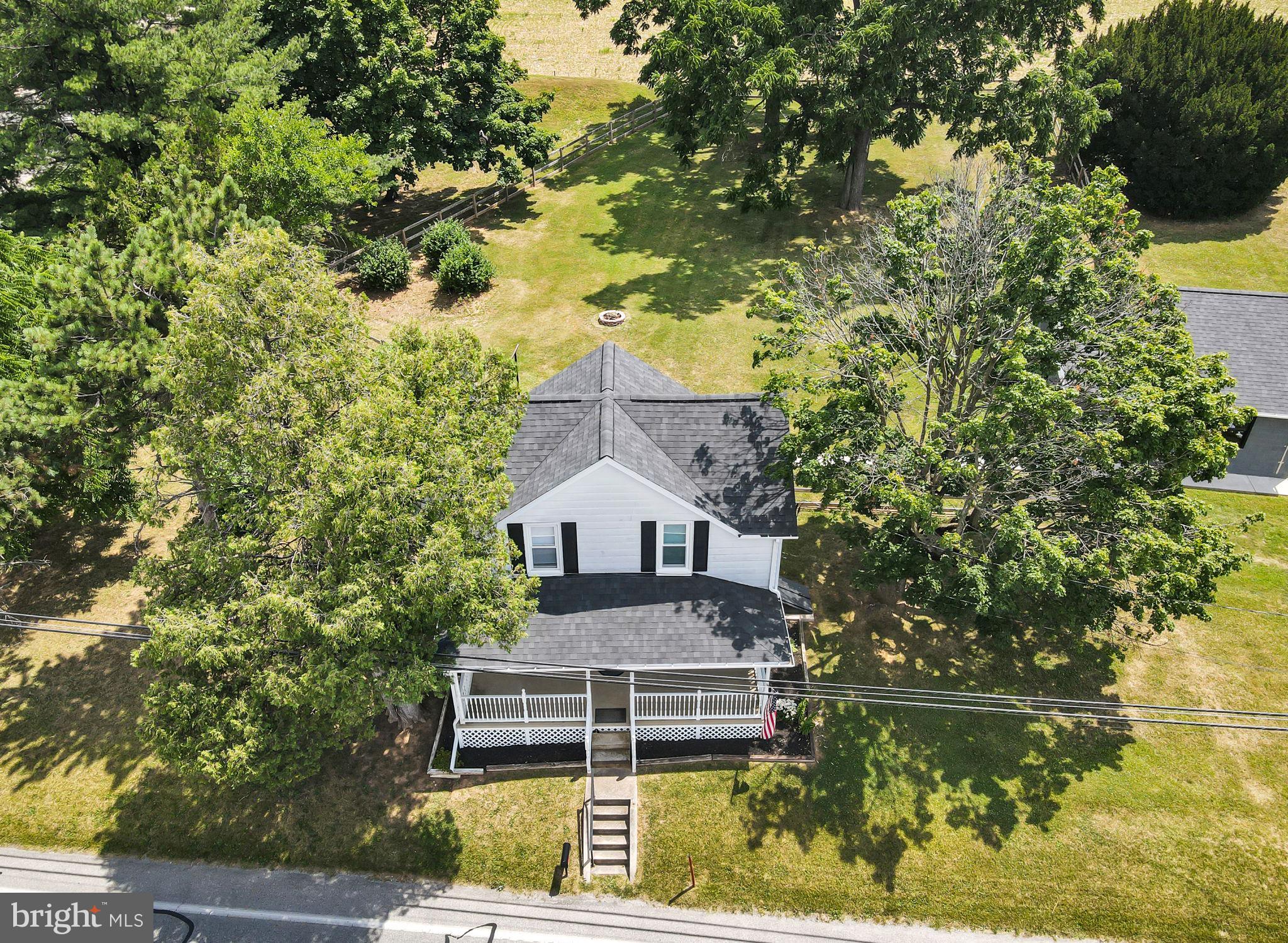 2040 Grandview Road Hanover, PA 17331 - Photo 4 of 25 Gallery Image 4
