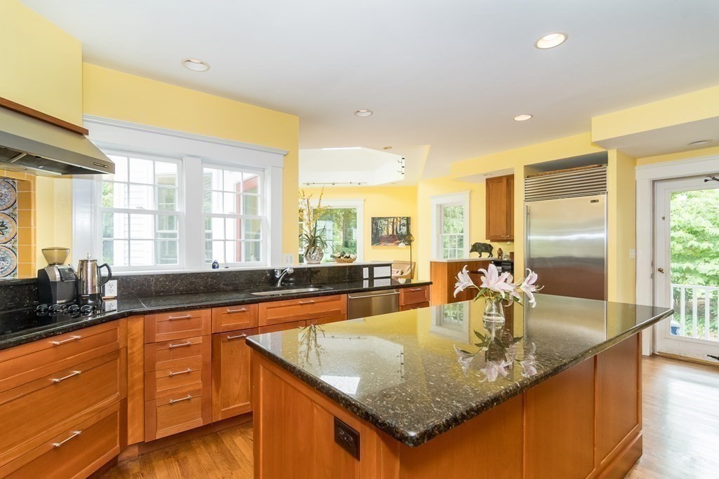 33 Risley Road Newton, MA 02465 - Photo 12 of 28