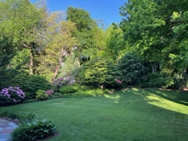 33 Risley Road Newton, MA 02465 - Photo 24 of 28