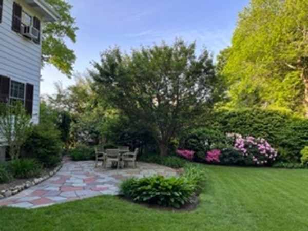 33 Risley Road Newton, MA 02465 - Photo 25 of 28