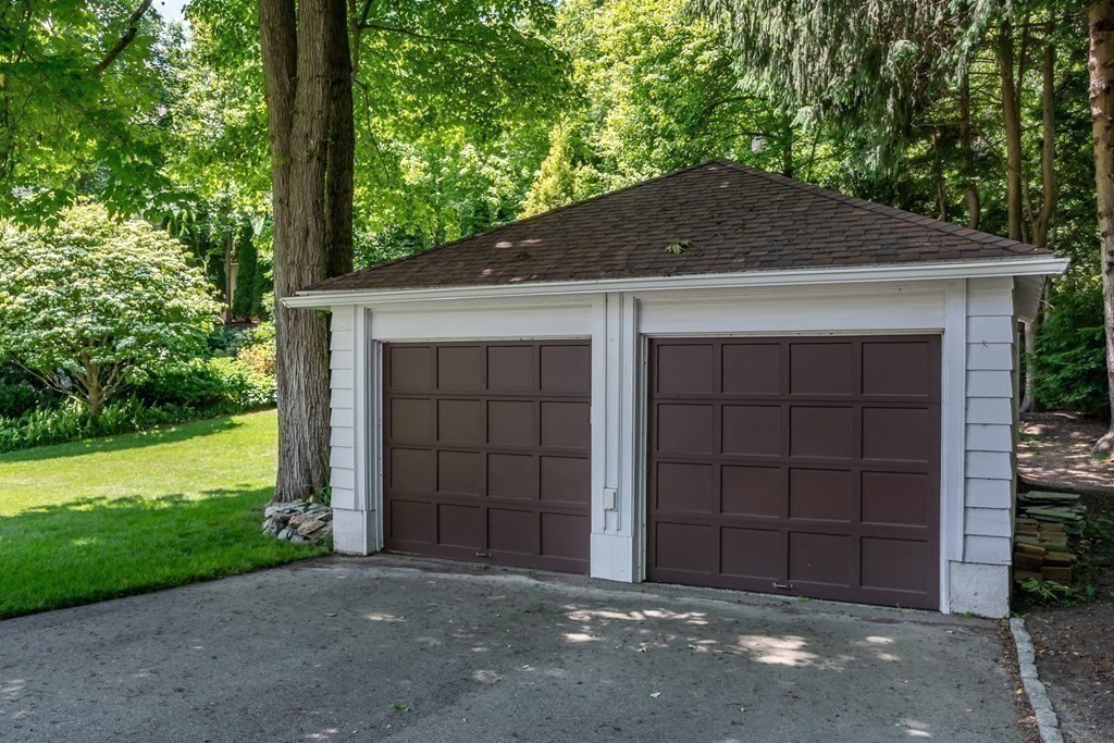 33 Risley Road Newton, MA 02465 - Photo 28 of 28