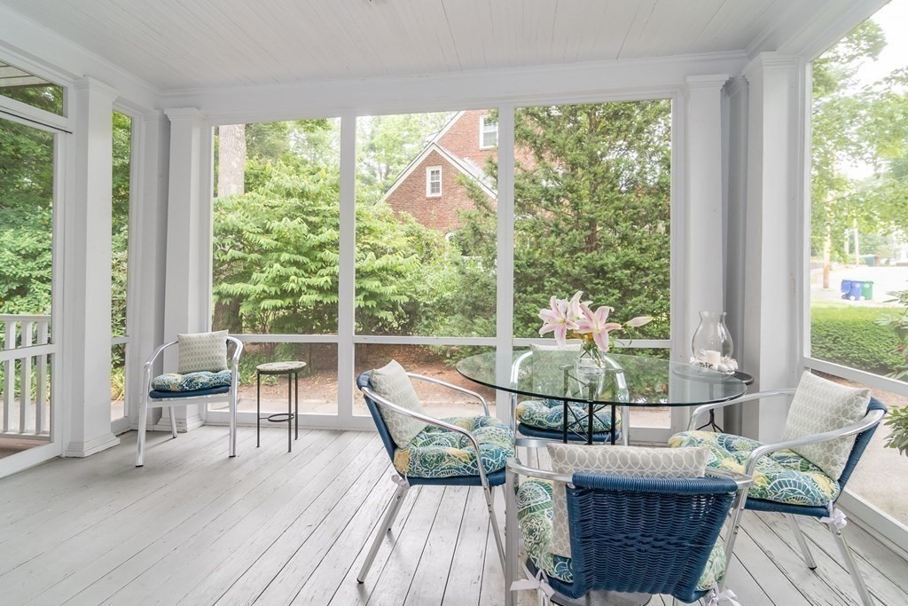 33 Risley Road Newton, MA 02465 - Photo 10 of 28