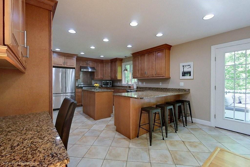 93 Bay State Road Rehoboth, MA 02769 - Photo 6 of 29 Gallery Image 6