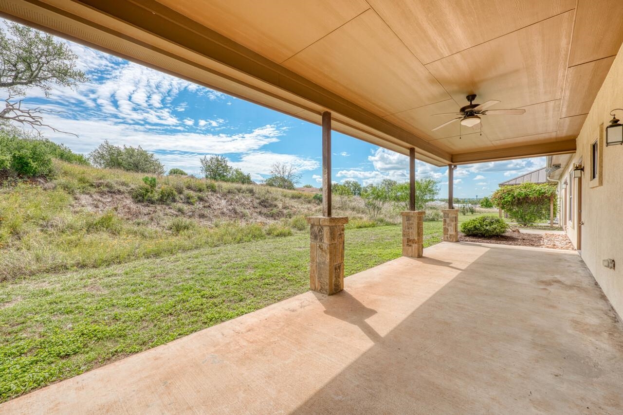 127 Uplift Horseshoe Bay, TX 78657 - Photo 3 of 24