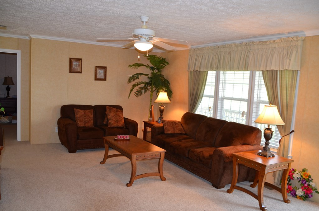 240 Leonard Sasser Road Mount Olive, NC 28365 - Photo 5 of 20 Gallery Image 5