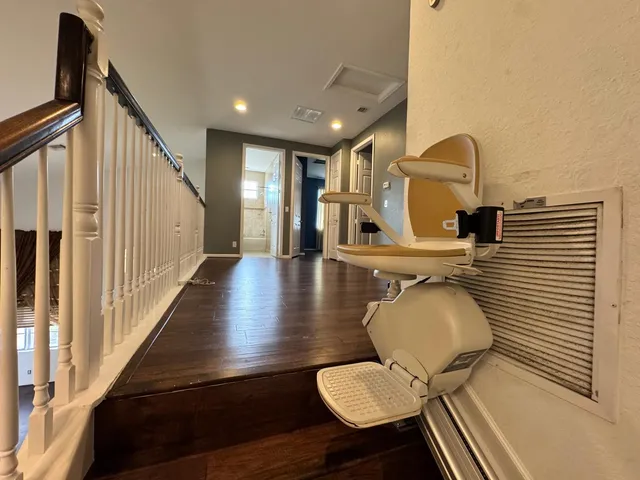 $3,500 | 4910 Southeast Askew Avenue, Stuart, FL 34997