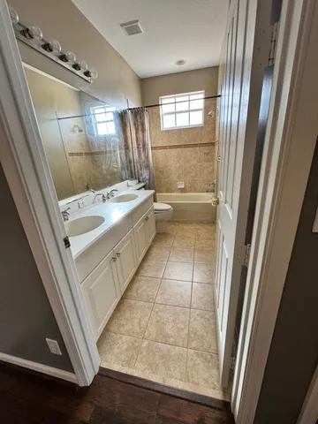 $3,500 | 4910 Southeast Askew Avenue, Stuart, FL 34997