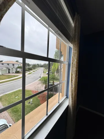 $3,500 | 4910 Southeast Askew Avenue, Stuart, FL 34997