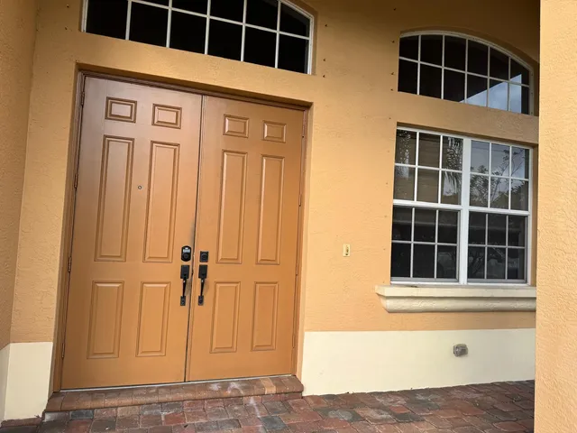 $3,500 | 4910 Southeast Askew Avenue, Stuart, FL 34997