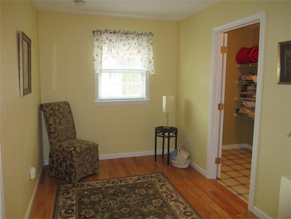 183 Leonard Street, Unit 2 Raynham, MA 02767 - Photo 15 of 29 Gallery Image 15