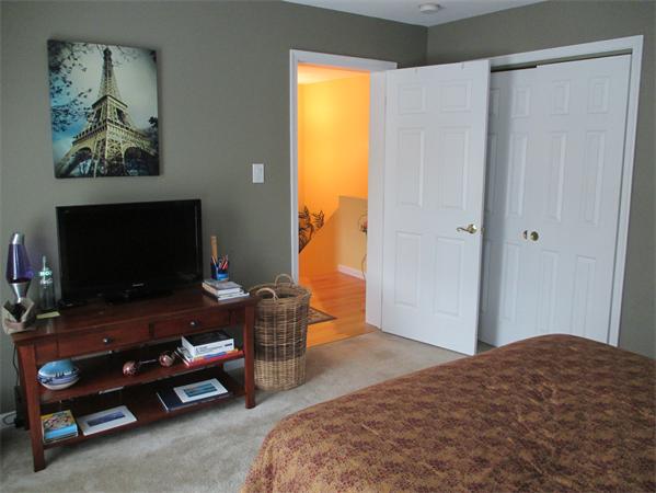 183 Leonard Street, Unit 2 Raynham, MA 02767 - Photo 17 of 29 Gallery Image 17