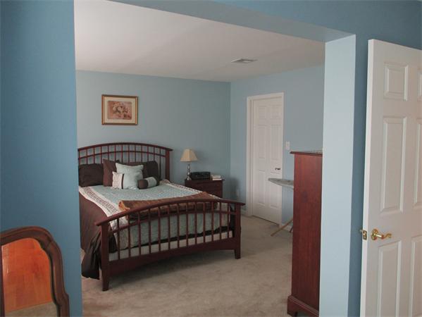 183 Leonard Street, Unit 2 Raynham, MA 02767 - Photo 20 of 29 Gallery Image 20
