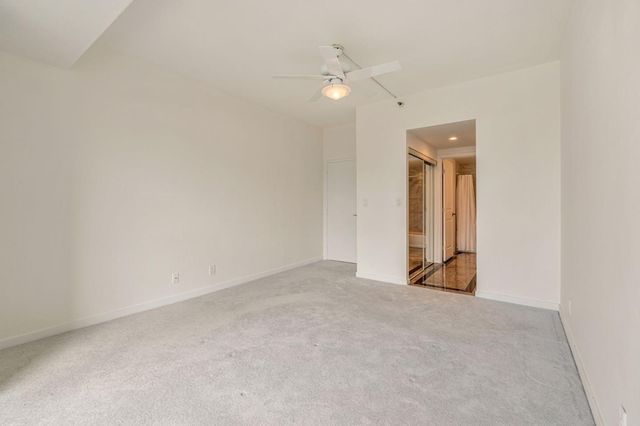 $467,000 | 6363 Christie Avenue, Unit 2122, Emeryville, CA 94608