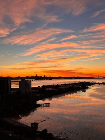 $467,000 | 6363 Christie Avenue, Unit 2122, Emeryville, CA 94608