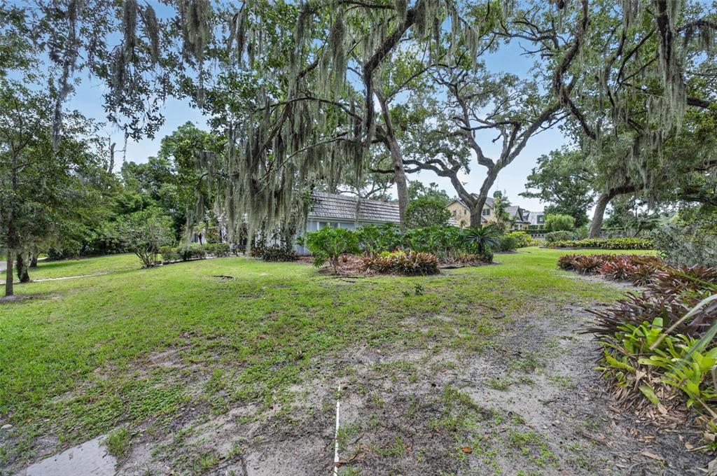 1220 Sharon Place Winter Park, FL 32789 - Photo 10 of 11 Gallery Image 10