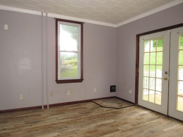 319 Miller Lane Ruffs Dale, PA 15679 - Photo 9 of 27