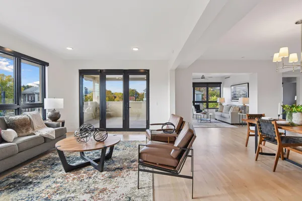 $1,950,000 | 222 Ferndale Road South, Unit 203, Wayzata, MN 55391